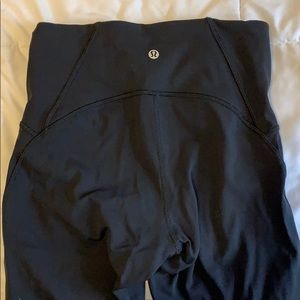 Lululemon cropped black leggings mesh